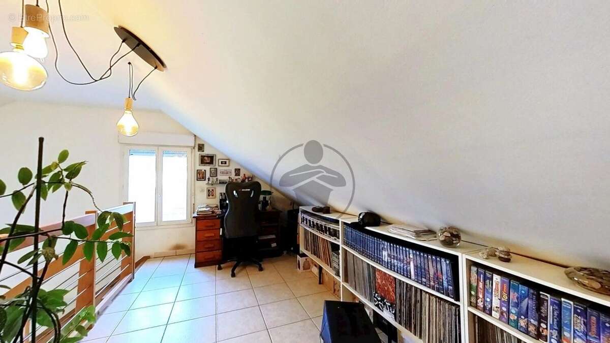 Maison à GUENANGE