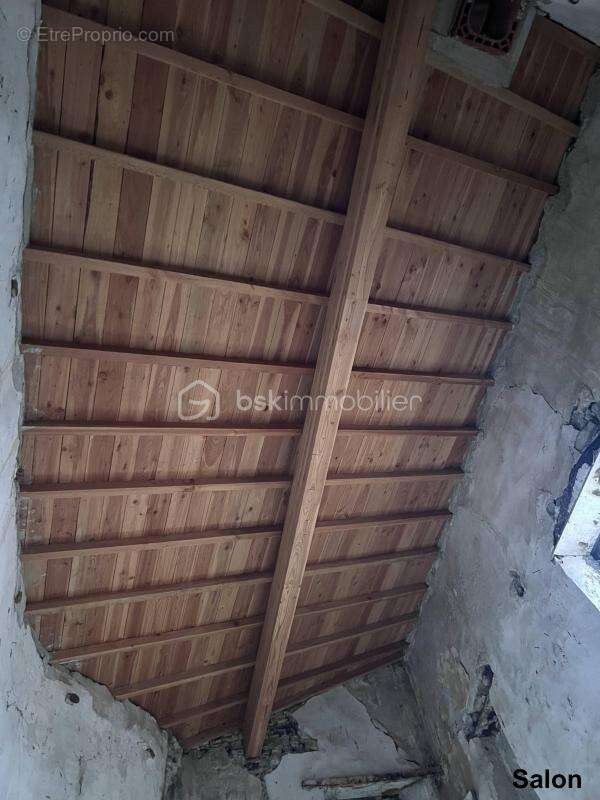 Maison à BEZ-ET-ESPARON