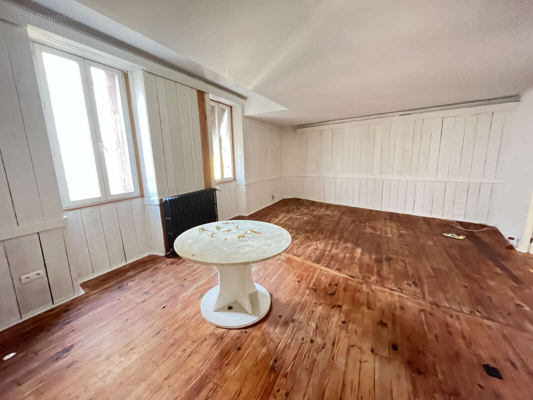 Appartement à CASTELJALOUX