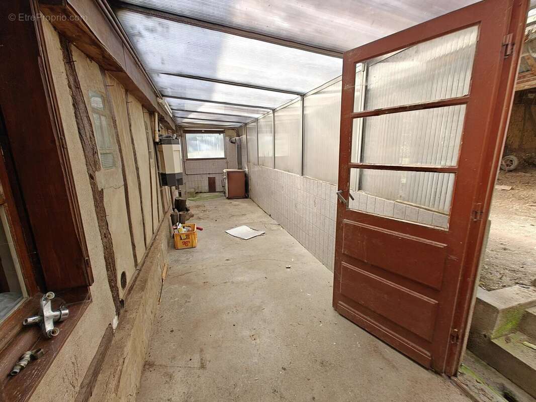 Maison à SAINT-PIERRE-DE-SALERNE