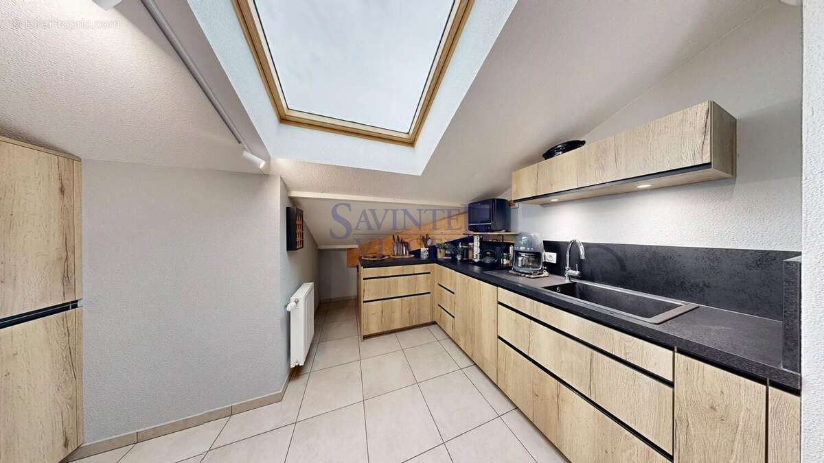 Attique T5 en duplex avec grandes terrasses et 2 garages – Bonneville- libre de suite - photo 5