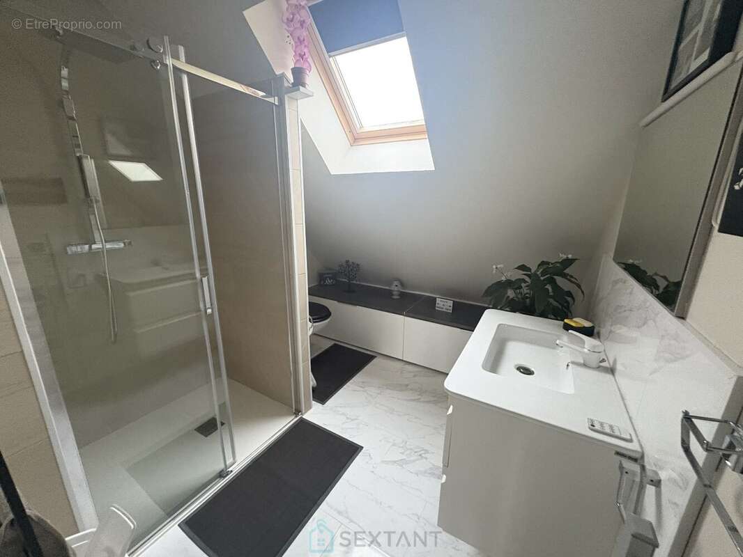 Maison à LE TILLEUL