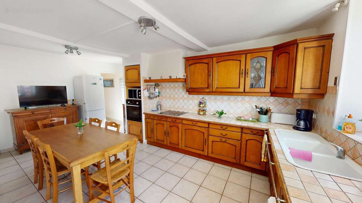 Maison à BASLY