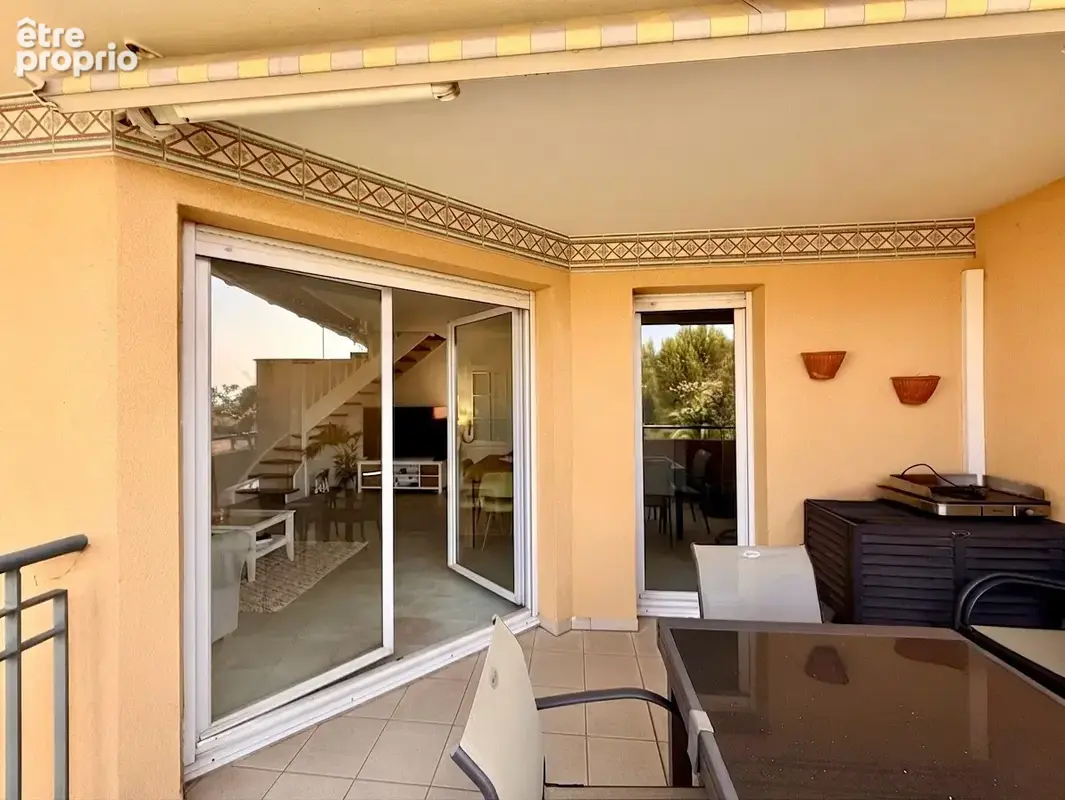 Fréjus, Centre-ville   Superbe appartement 3/4 pièces de 72 m2 dernier étage avec parking privatif et cave - photo 11