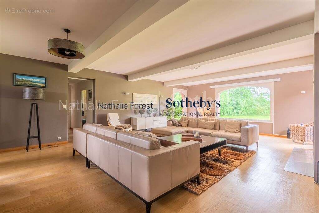 Maison à QUESNOY-SUR-DEULE