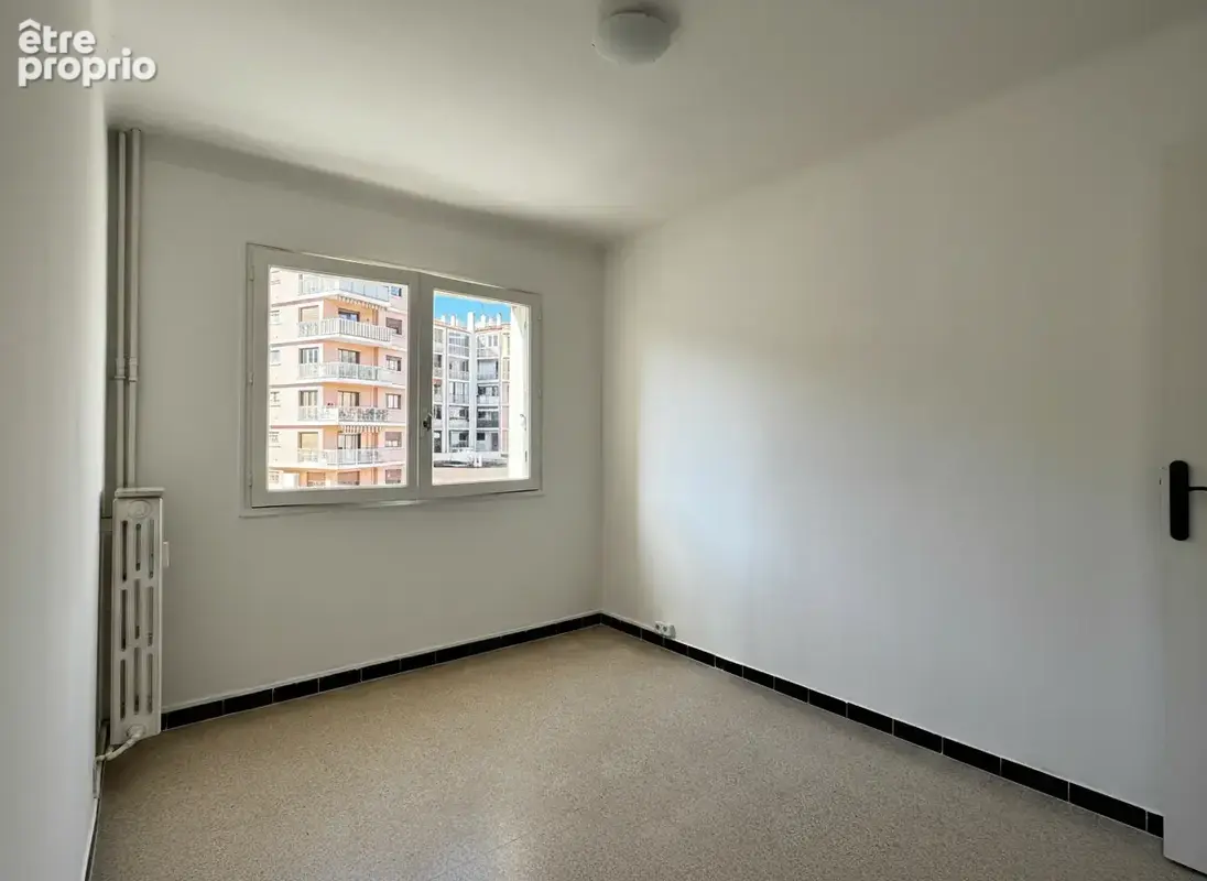 LA VALETTE - Appartement 4 pièces - photo 10