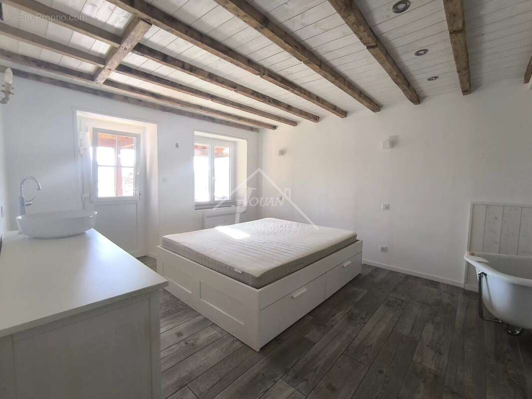Maison à LA CROUZILLE