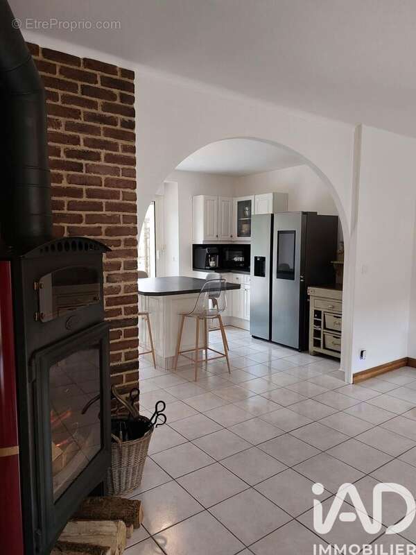 Maison 223 m² à Bergeres-Les-Vertus  - photo 3