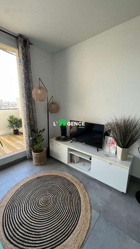 Appartement à SAUSSET-LES-PINS