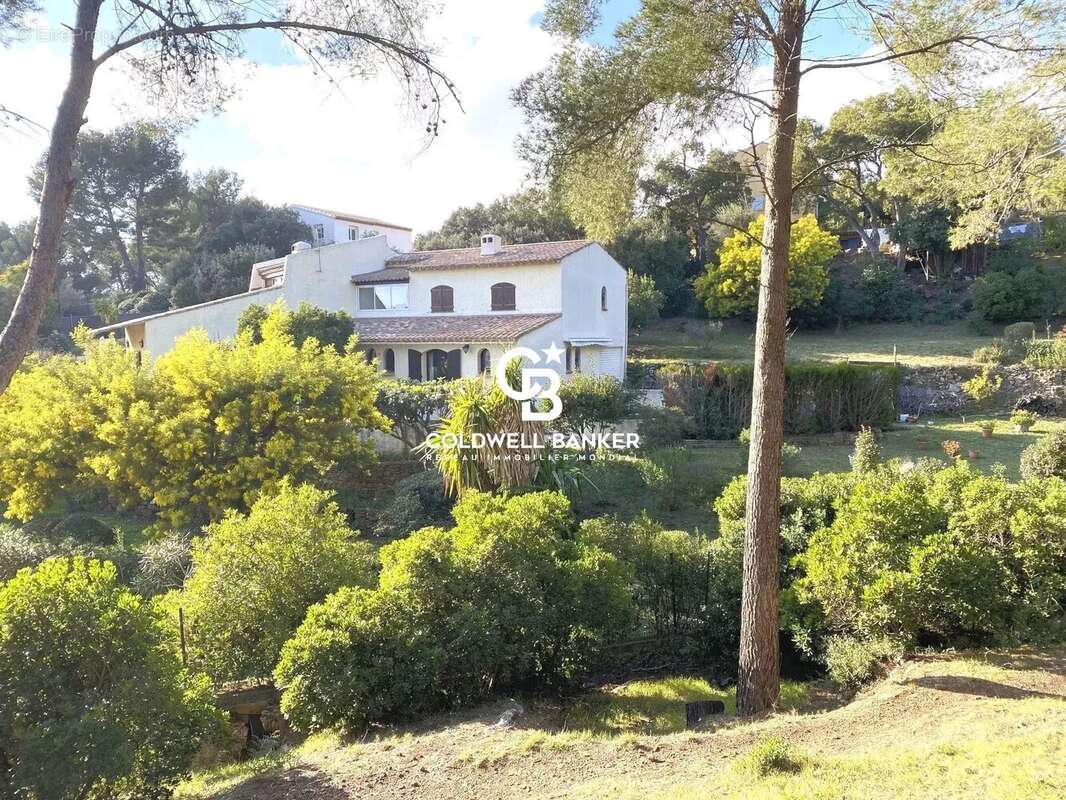 Maison à SAINT-MANDRIER-SUR-MER