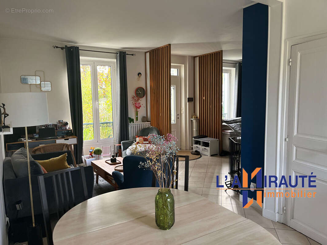 Maison à MAISONS-LAFFITTE