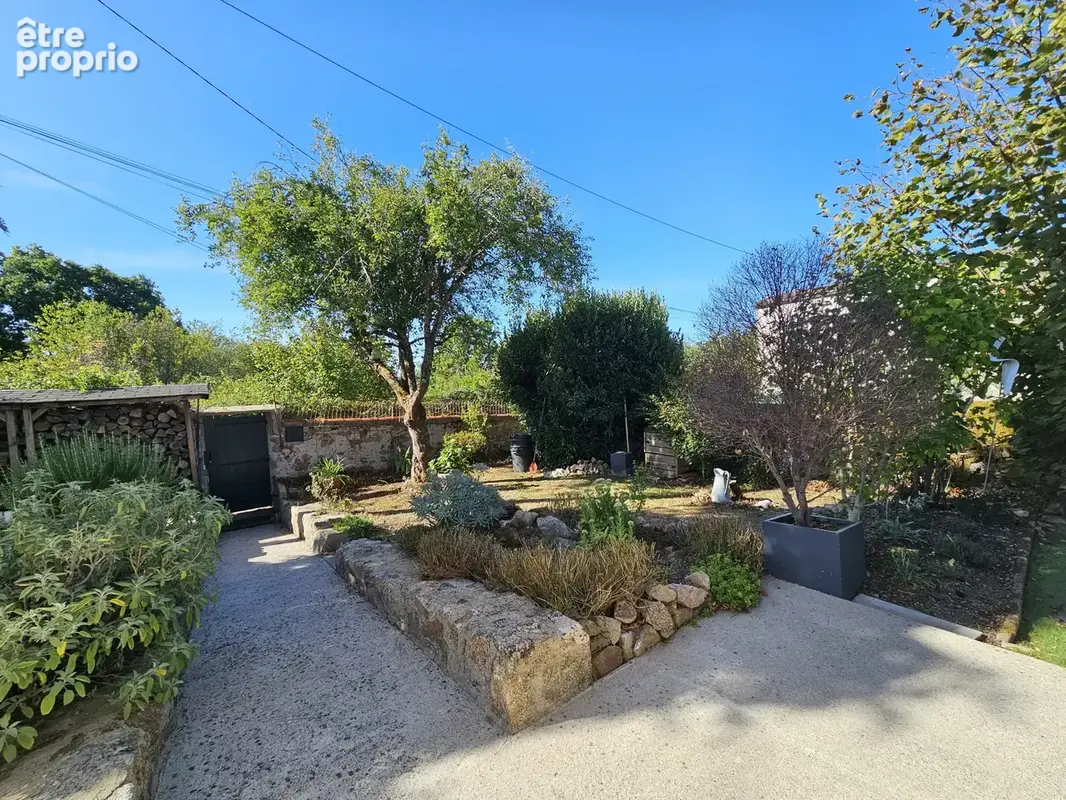 Coup de cœur à Tiffauges   Maison rénovée de 85 m2 avec jardin et terrasse - photo 10