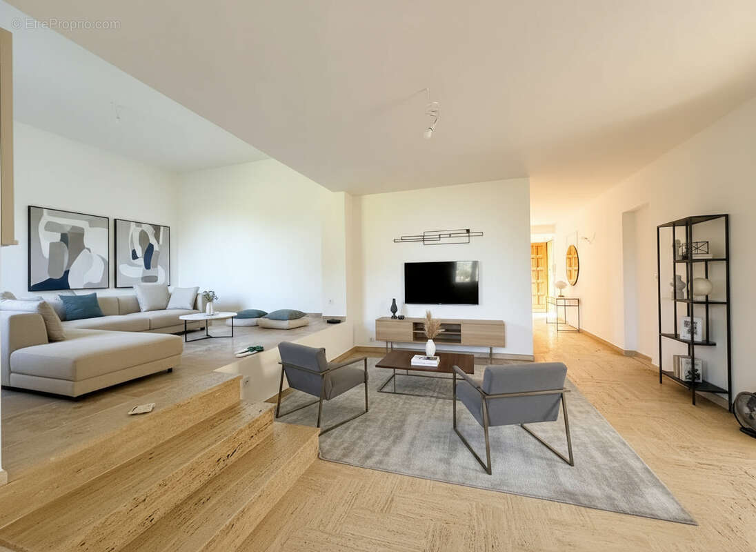 Maison à VILLEVIEILLE