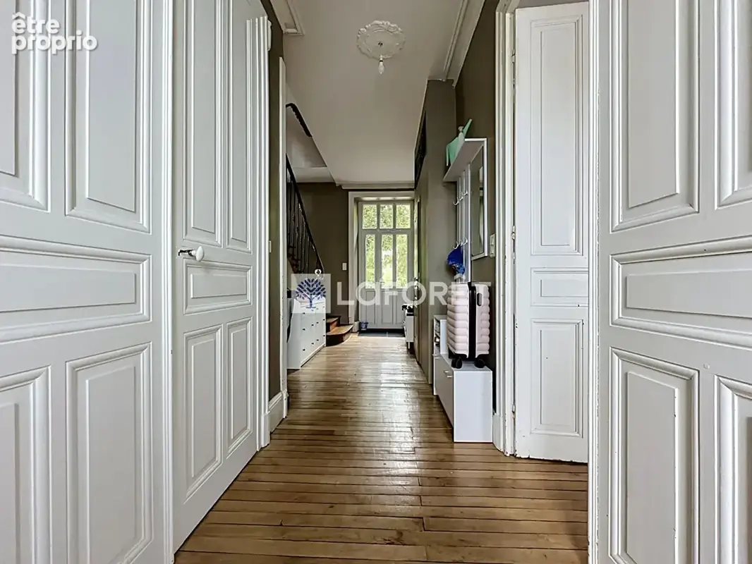 Belle Maison de caractère au coeur de Parthenay ! - photo 4