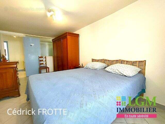 Maison à MONTELIMAR