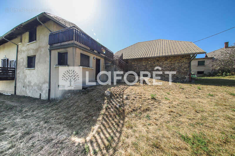 **maison type 4 - chateauroux-les-alpes - 4 pièces - photo 2