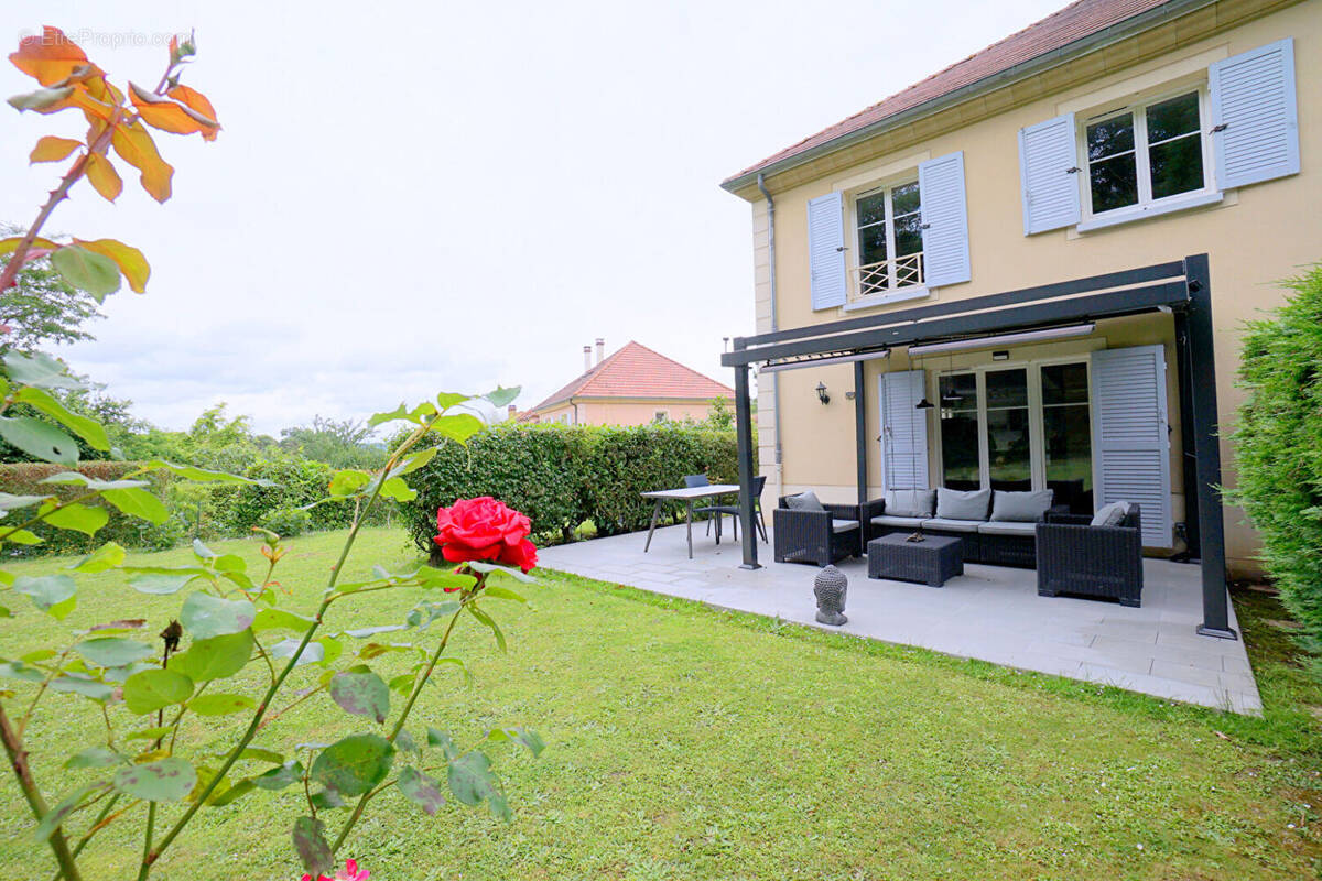 Maison à VERNOUILLET