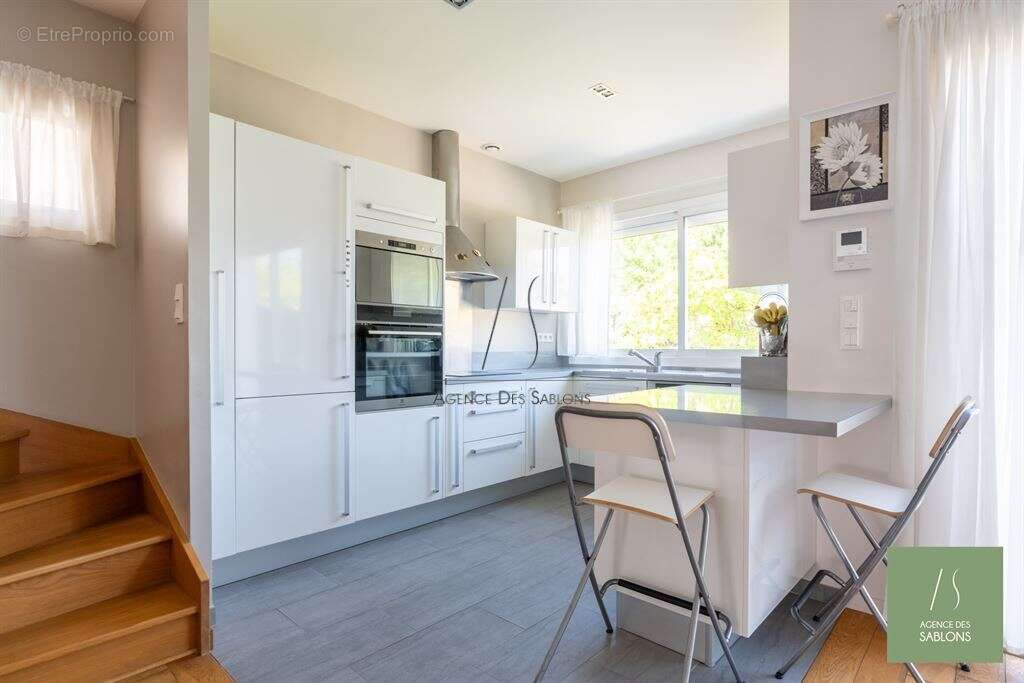 Maison 125 m² à Le Vesinet  - photo 4