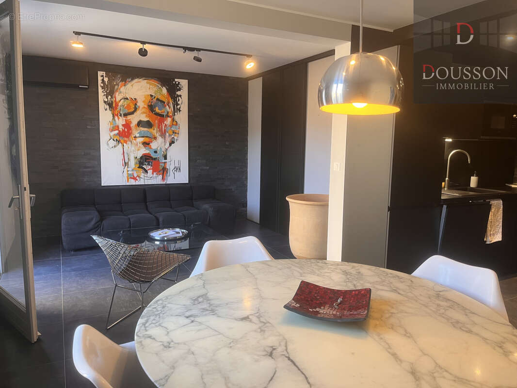 Appartement à UZES
