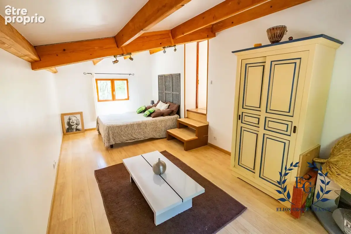 Maison 5 pièces 176 m² à vendre à Nans-Les-Pins (83860) - photo 8