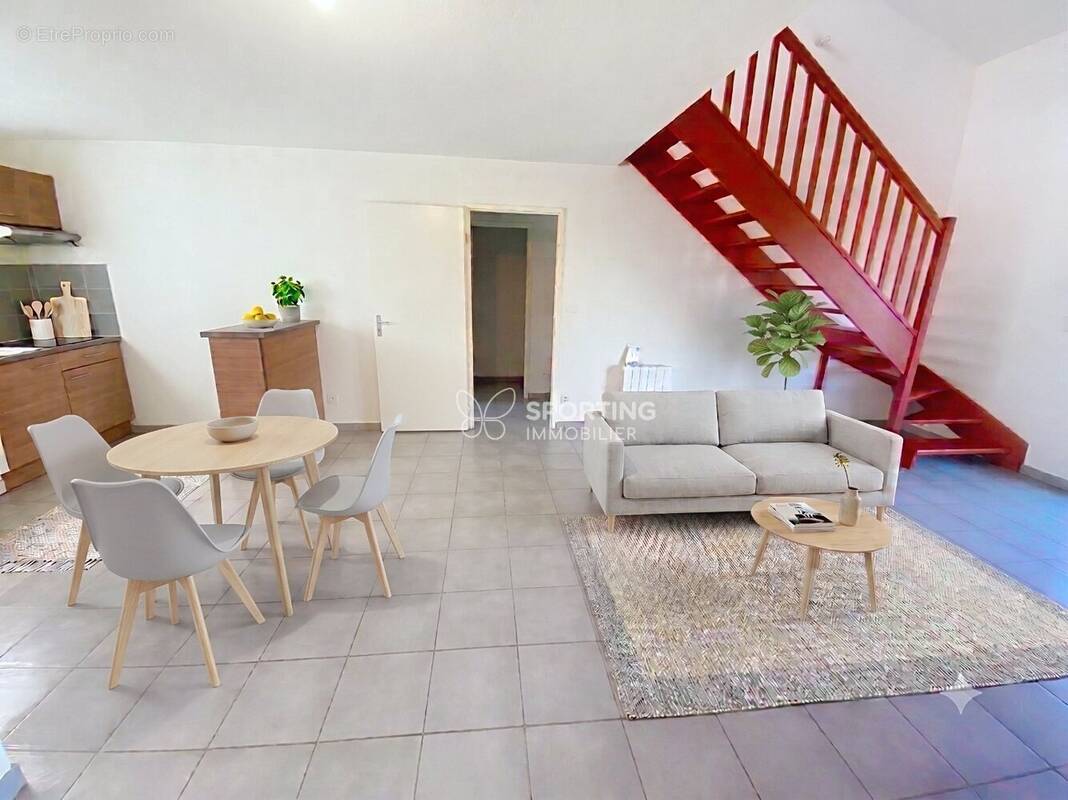 Maison à DAMAZAN