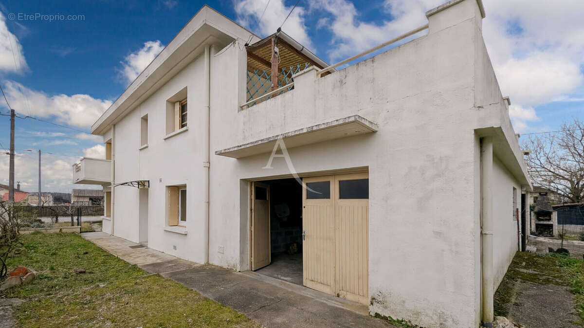 Maison à MONSEMPRON-LIBOS