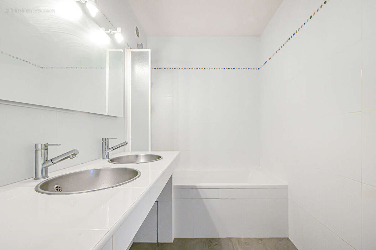 Appartement à LE KREMLIN-BICETRE