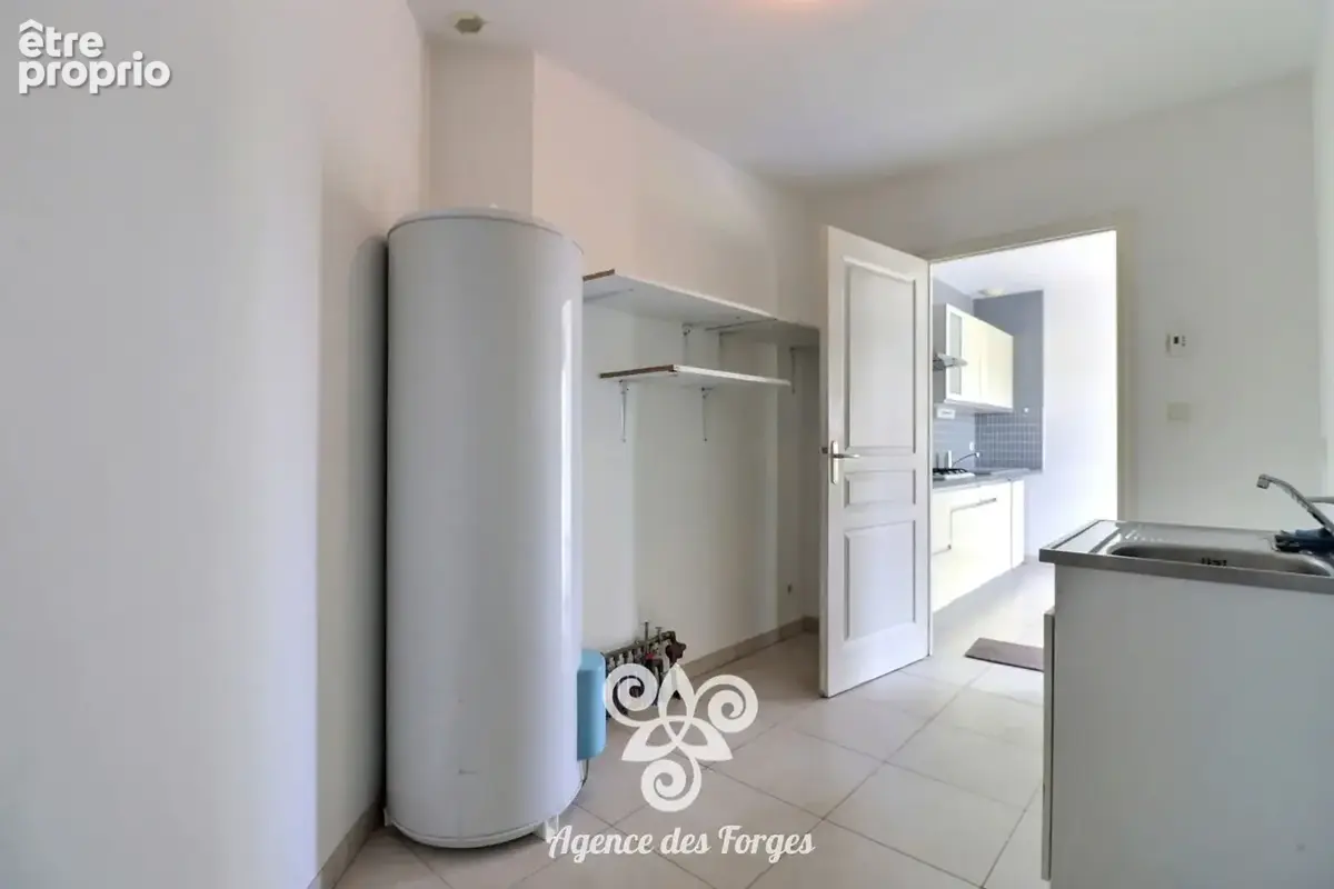 Maison - 3 chambres - 107m² - Beaurepaire - photo 14