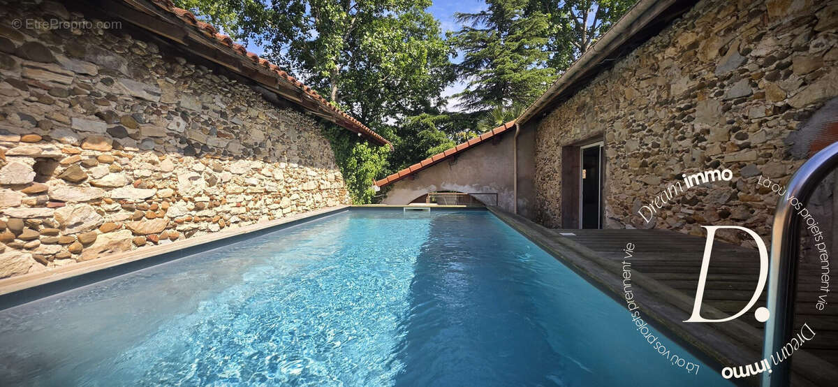 Maison à JOSSE