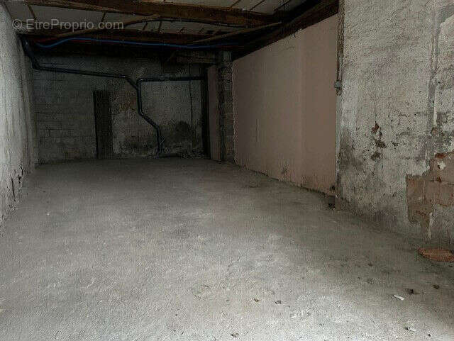 Parking 46 m² à Nay  - photo 5