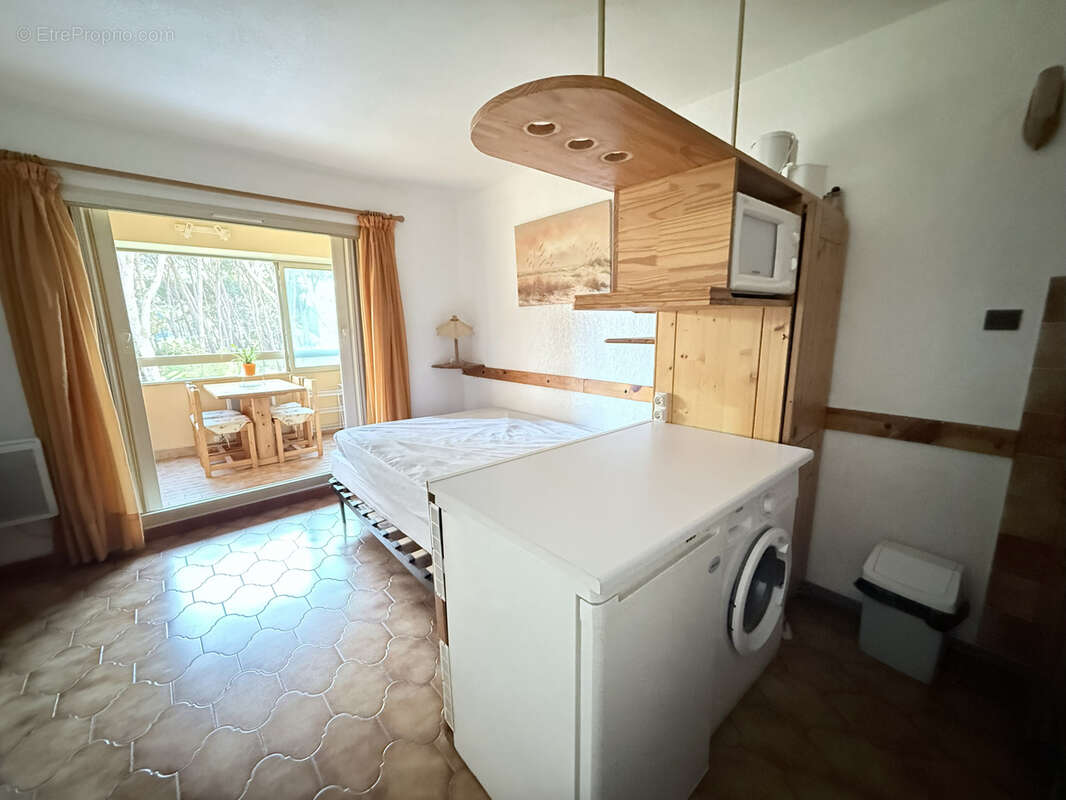 Appartement à SIX-FOURS-LES-PLAGES