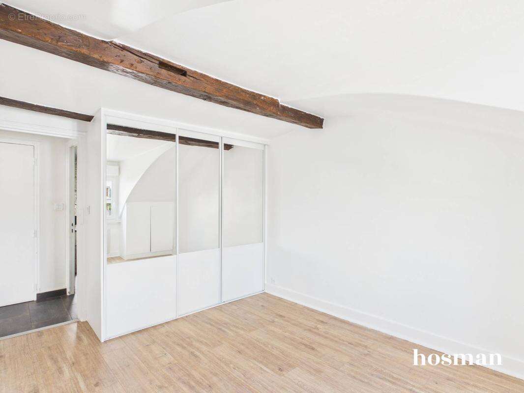Appartement à PARIS-2E