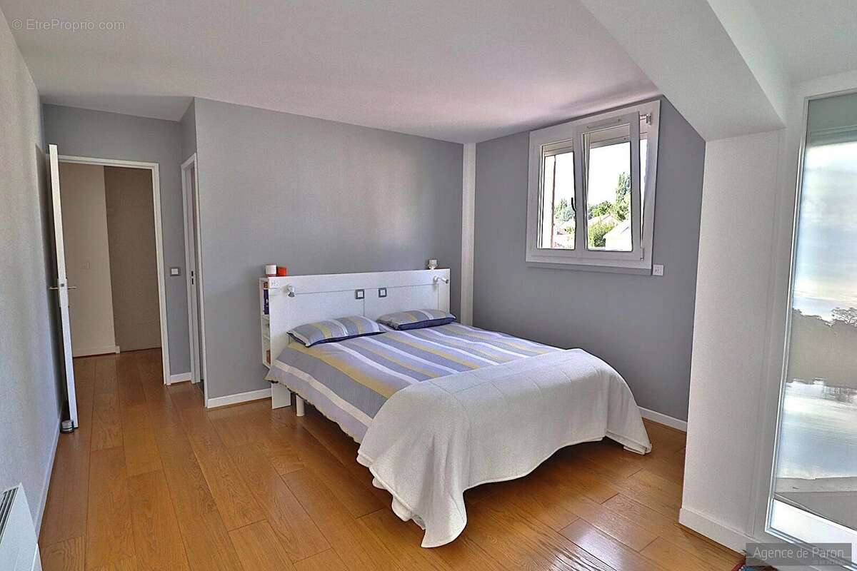 Maison à VERRIERES-LE-BUISSON