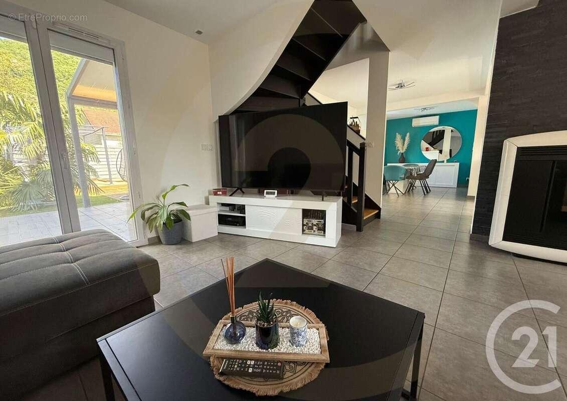 Maison à SAINT-SAVIN