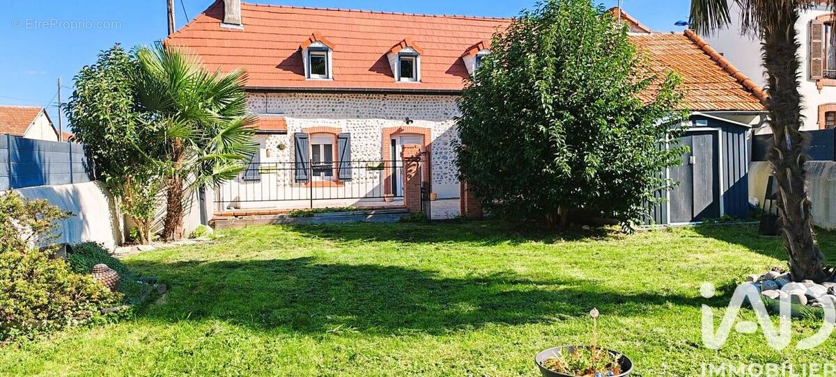 Photo 1 - Maison à AUREILHAN