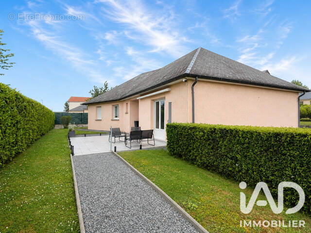 Photo 1 - Maison à LA FRANCHEVILLE