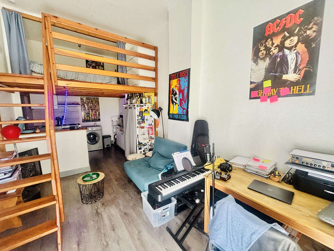 Photo 9 - Appartement à SAINT-ETIENNE