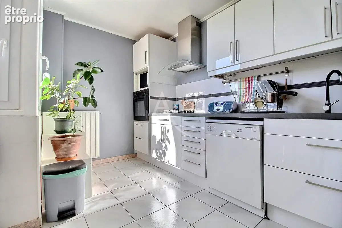 Appartement Elancourt 4 pièces 87 m2 - photo 3