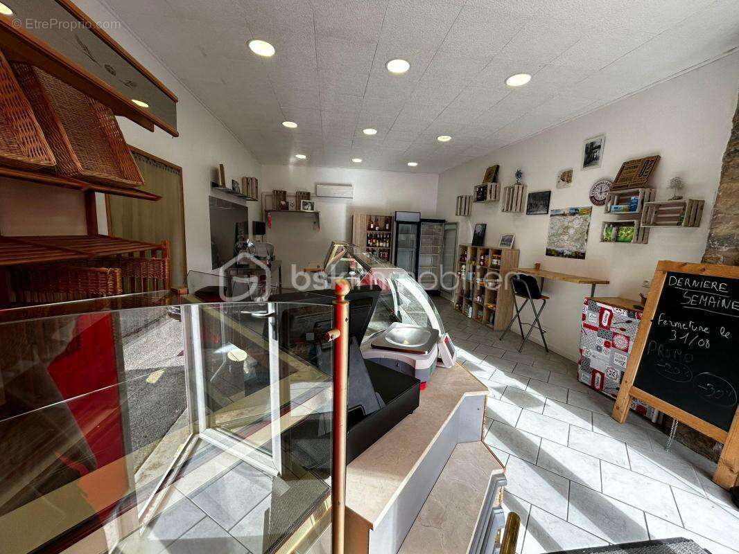 Commerce à RIVIERE-SUR-TARN