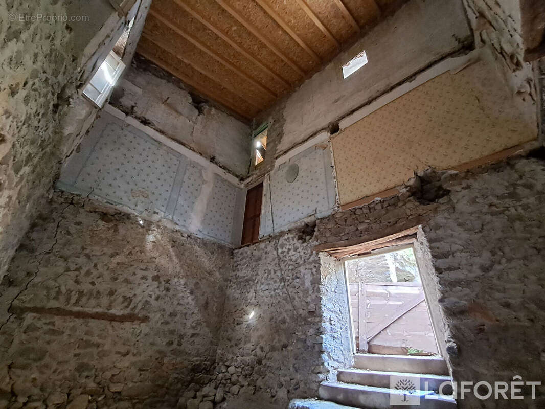 Maison Eus 4 pièce(s) 105 m2 - photo 11