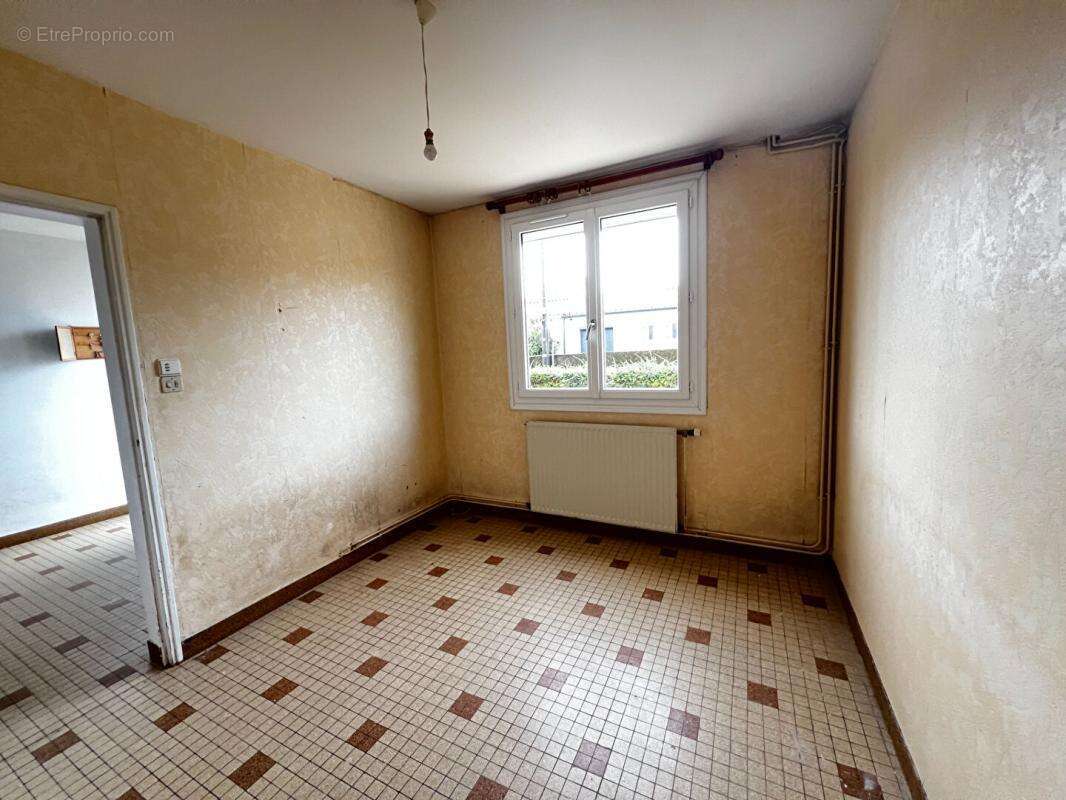 Maison à POUZAUGES