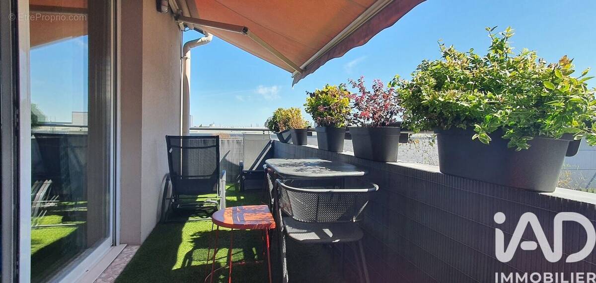 Photo 1 - Appartement à VENISSIEUX
