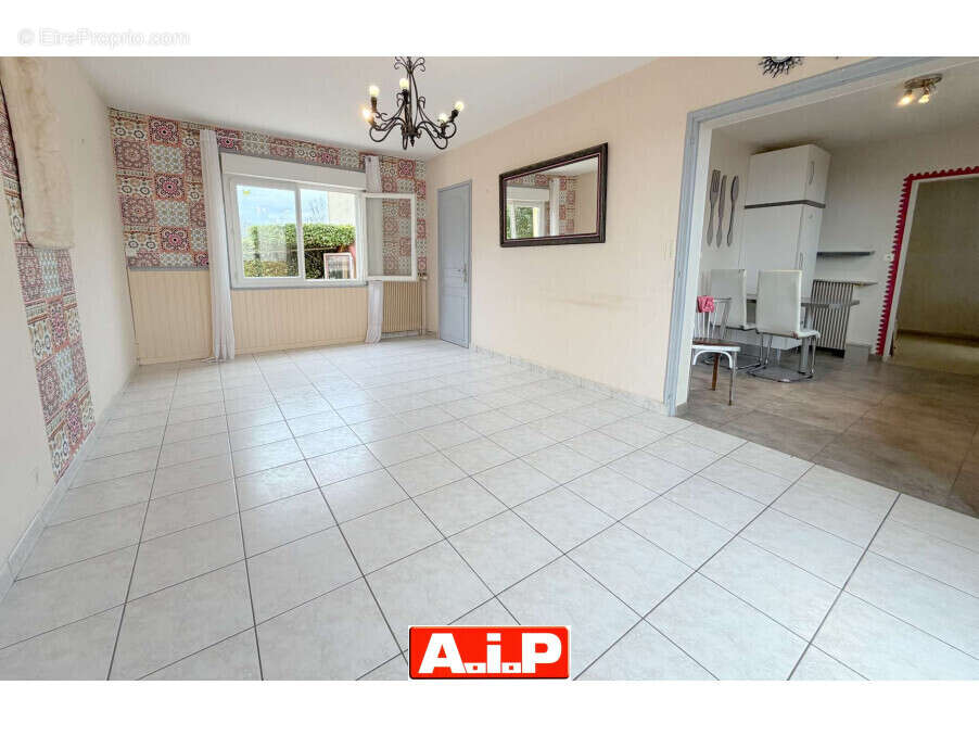 Maison à LA CHATAIGNERAIE