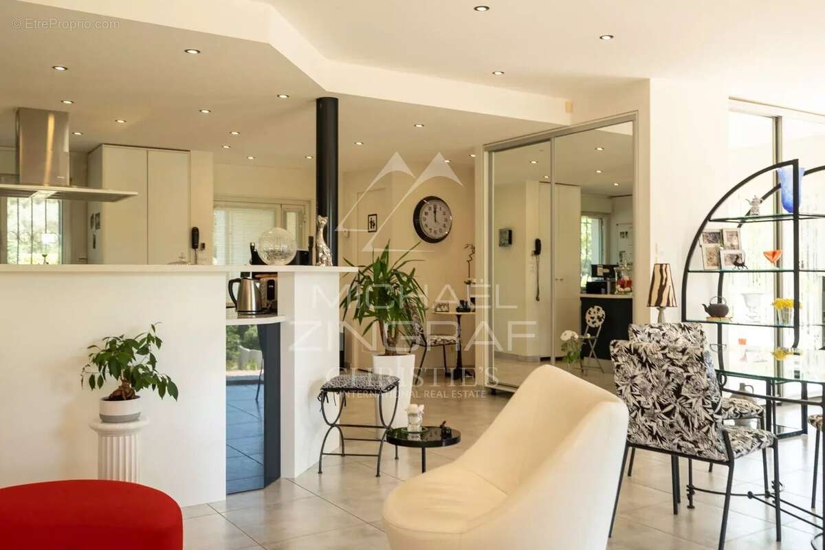 Maison à LOURMARIN