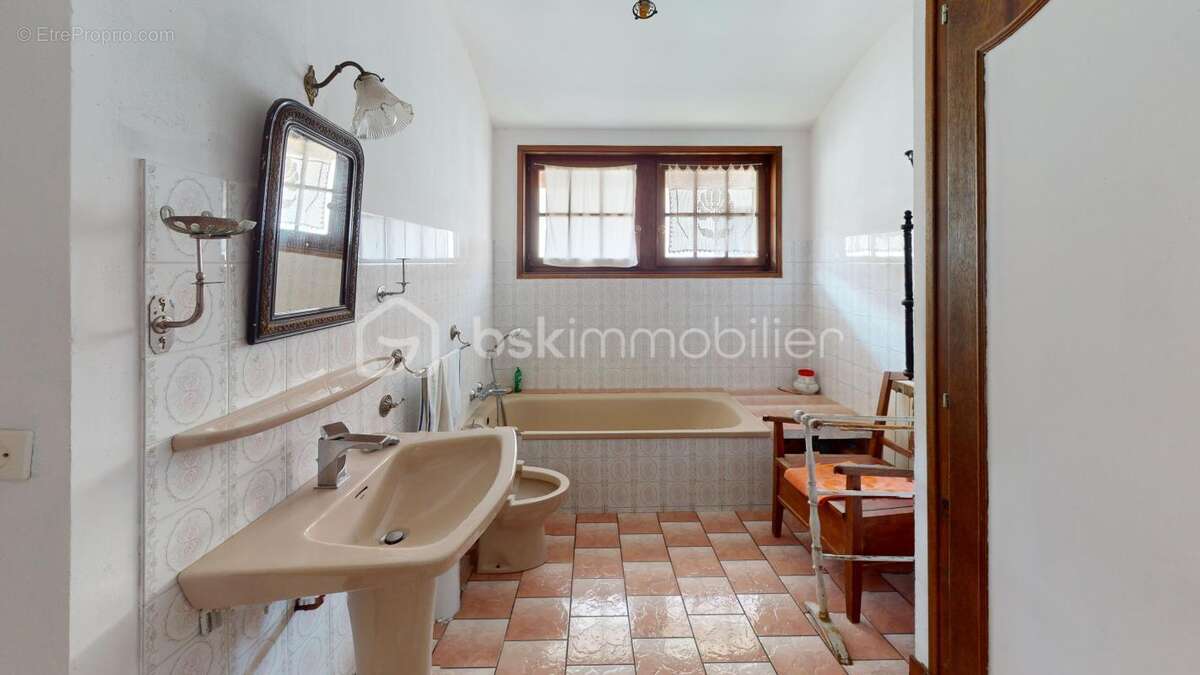 Maison de village au coeur d'Urt - photo 10