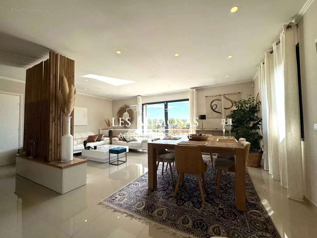 Maison à FREJUS