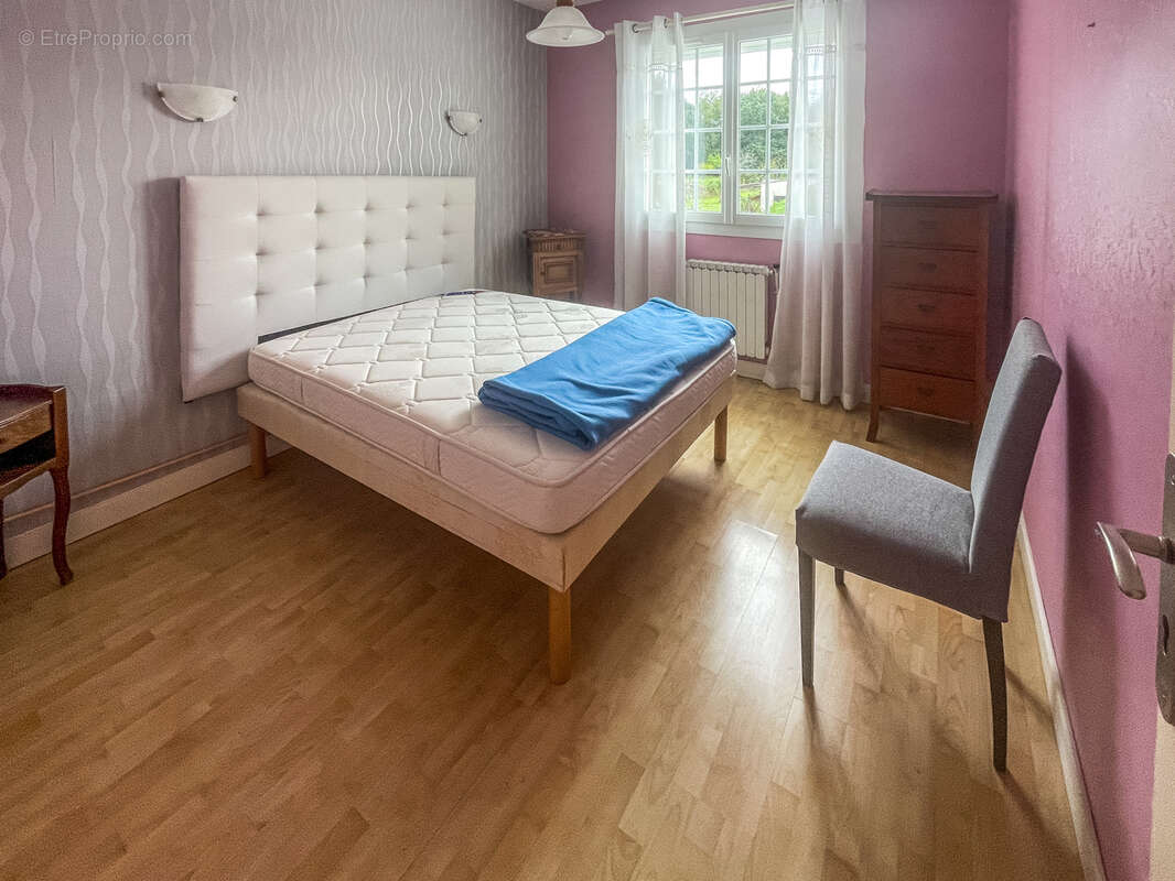 Maison à FONTCOUVERTE