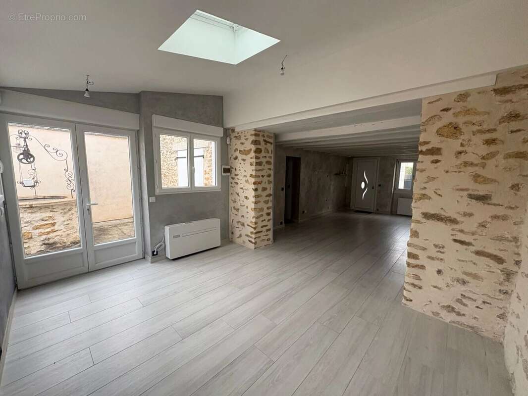 Maison avec dépendances - photo 4