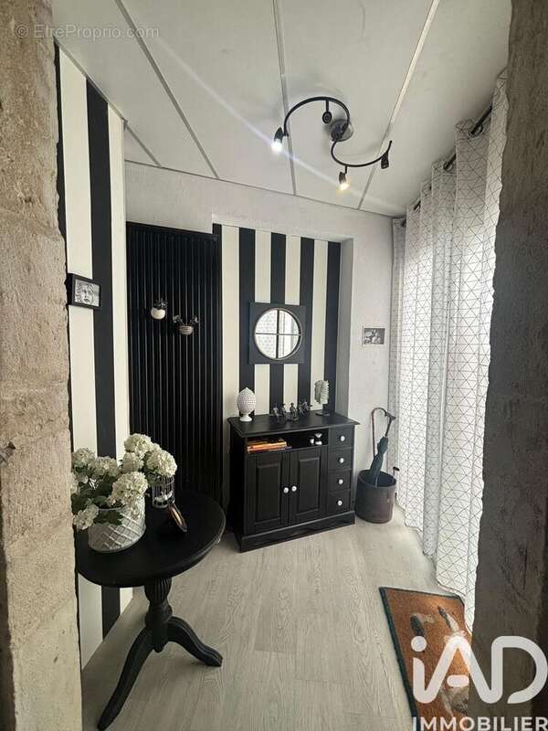 Photo 2 - Appartement à GRAY