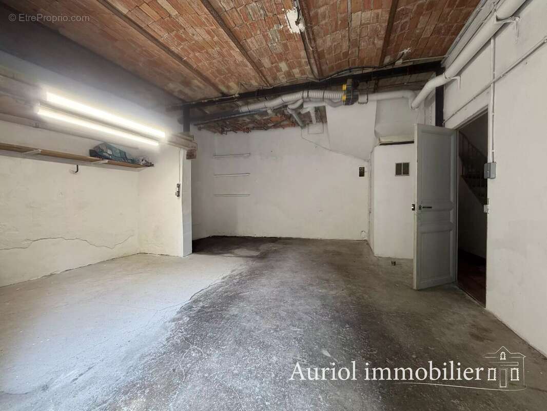 Appartement à AURIOL